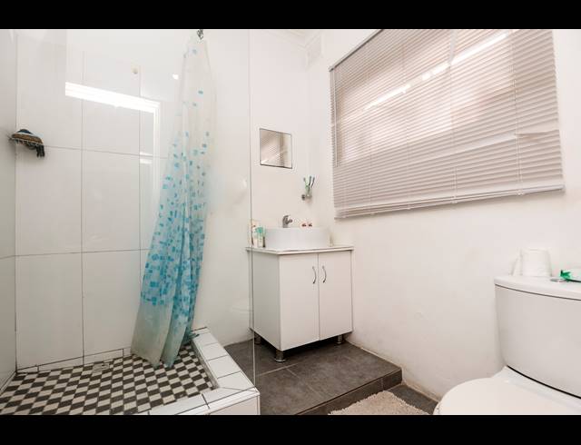 1.5 BEDROOM APARTMENT FOR SALE IN MUSGRAVE